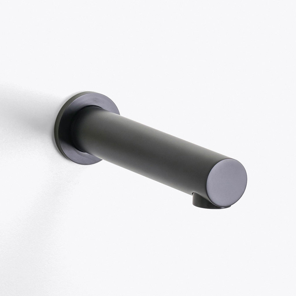 Metro Tub Spout - Wall Mount - 8" Brass/Matt Black