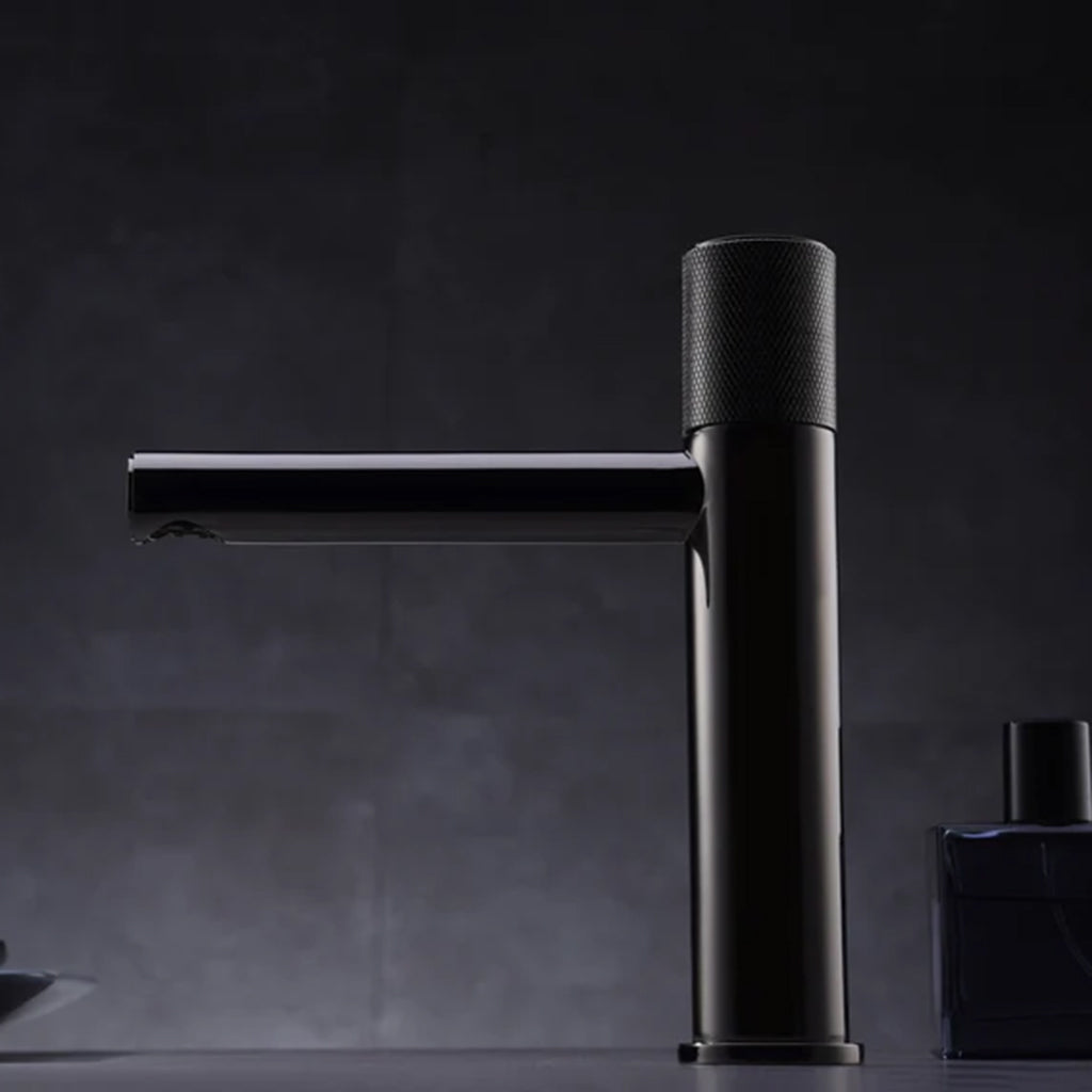Metro Knurled Bathroom Faucet - Single Hole - 9" Brass/Matt Black