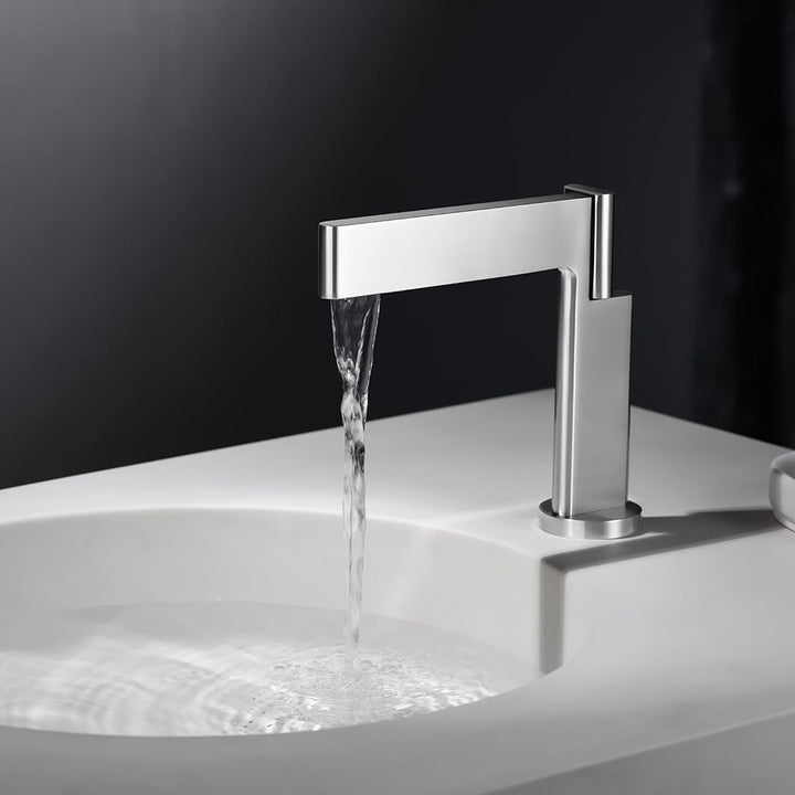 Devon Mare Bathroom Faucet - Single Hole - 6" Brass/Matt Black